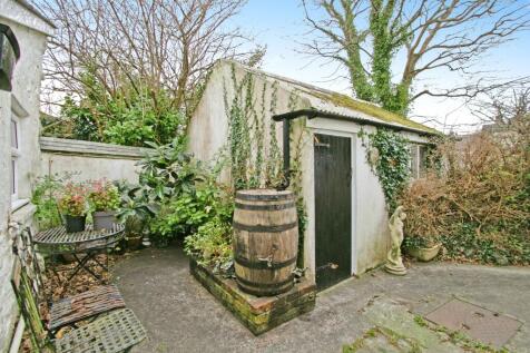 Rear Courtyard