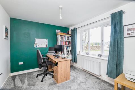 Study/Bedroom 5