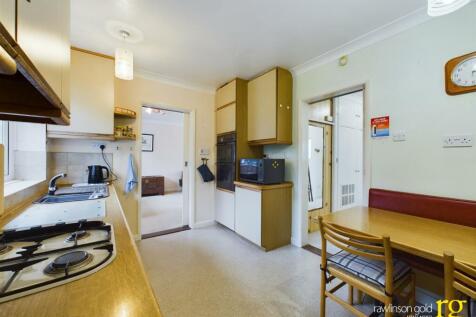 CAM02900G0-PR0162-STILL004.jpg