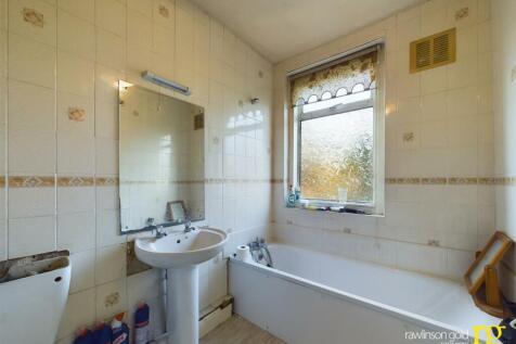 CAM02900G0-PR0179-STILL007.jpg