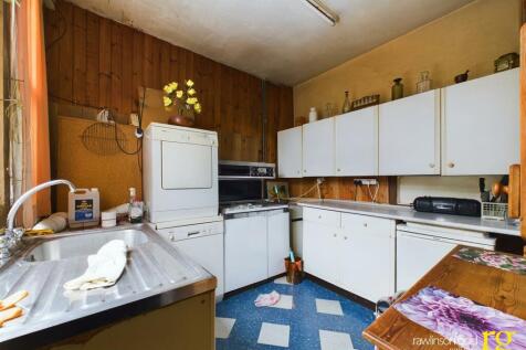 CAM02900G0-PR0173-STILL004.jpg