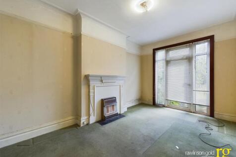CAM02900G0-PR0126-STILL002.jpg