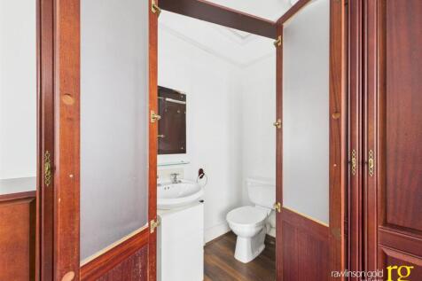 CAM02900G0-PR0248-STILL007.jpg
