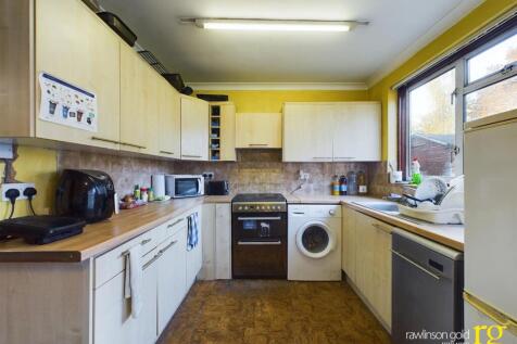 CAM02900G0-PR0179-STILL005.jpg