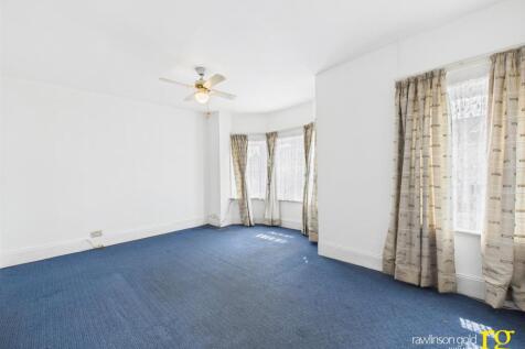 CAM02900G0-PR0249-STILL005.jpg