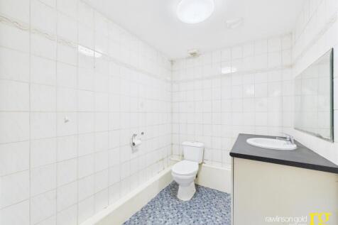 CAM02900G0-PR0276-STILL008.jpg
