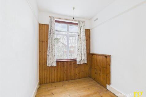 CAM02900G0-PR0284-STILL014.jpg