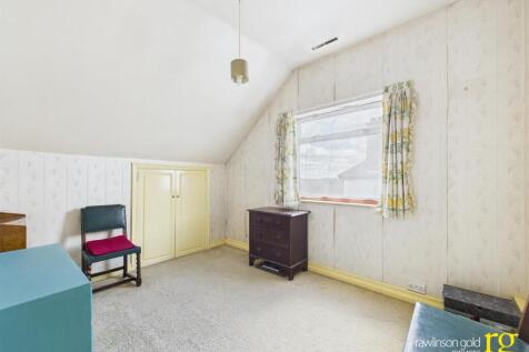 CAM02900G0-PR0282-STILL012.jpg
