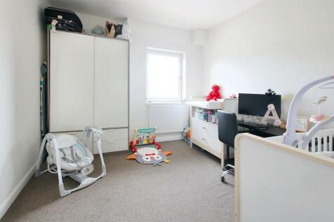 2nd bedroom.JPG