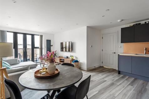 8-Kelsey-Apartments-6.jpg