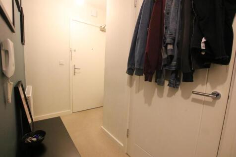 Entrance Hall.JPG