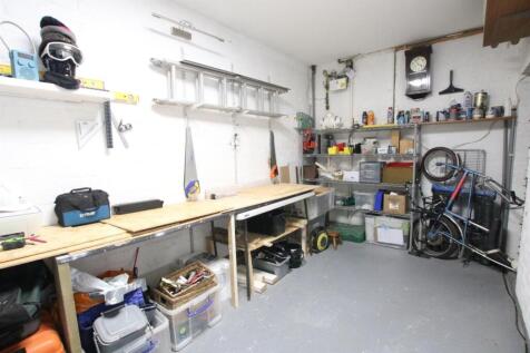 Garage.JPG
