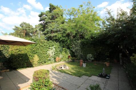 windfield58 garden out.JPG