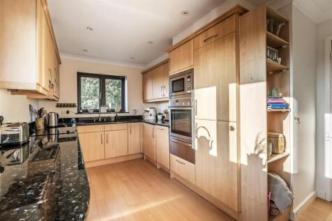 9-Campbell-Court-23.jpg