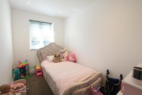 bed 3 (1).JPG