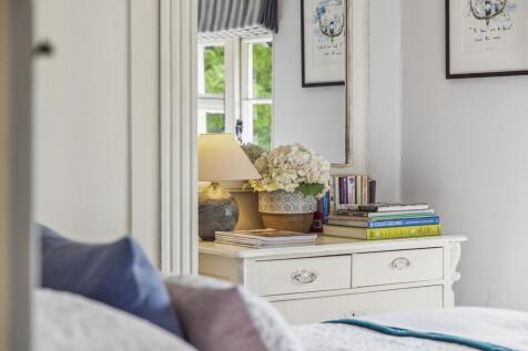 Bedroom_2_2-49.jpg