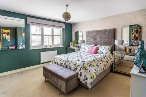 Main bedroom.jpg