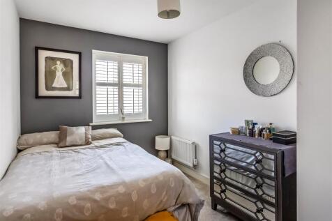Bedroom 5.jpg