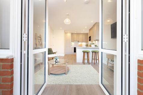 1-CobhamRd-ShowApt-3-7432.jpg