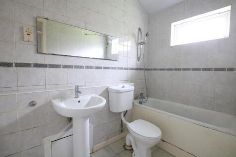 Bathroom.JPG