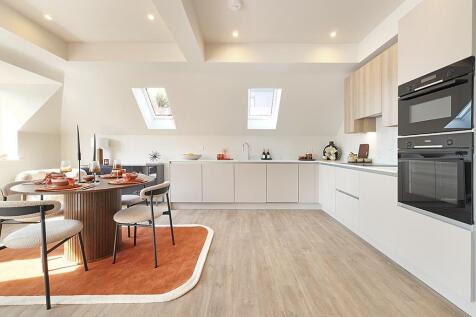 1-CobhamRd-ShowApt-8-7809.jpg