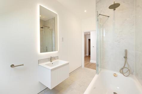 1-CobhamRd-ShowApt-8-7846.jpg
