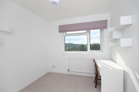 bedroom3.jpg