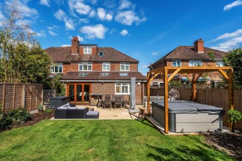 127-Cobham-Road-38.jpg