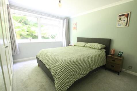 main bedroom.JPG