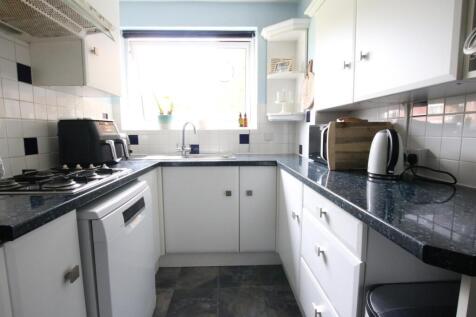 Kitchen.JPG
