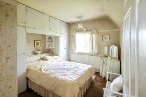 BED 1 1.JPG