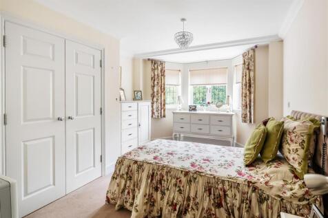 Flat-8-Ashcroft-Place-12.jpg