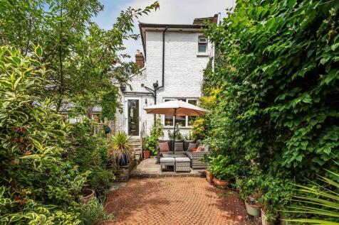 9-Queen-Annes-Terrace-27.jpg