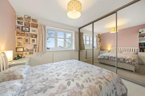 main bedroom.jpg