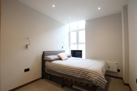 BridgeHouse3-bedroom.JPG