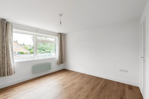 Flat-104-Windfield-1.jpg
