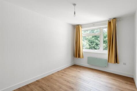Flat-104-Windfield-4.jpg
