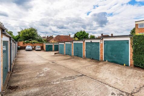 Flat-104-Windfield-24.jpg