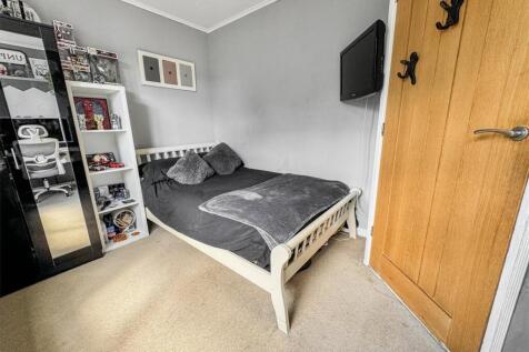 Bedroom 3.2.jpg