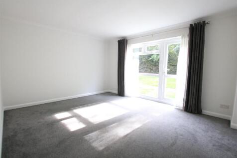 Living room.JPG