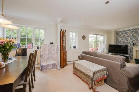 19FalconWood-12.jpg