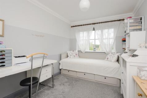 19FalconWood-14.jpg