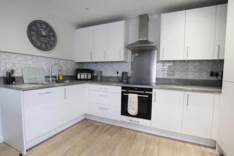 Kitchen.JPG