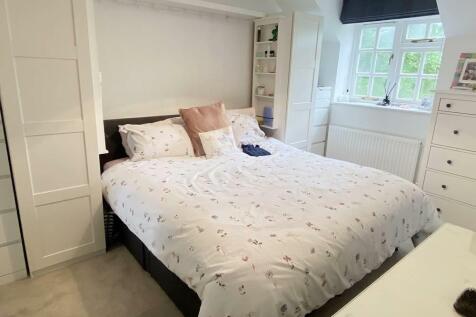 bed1.jpg