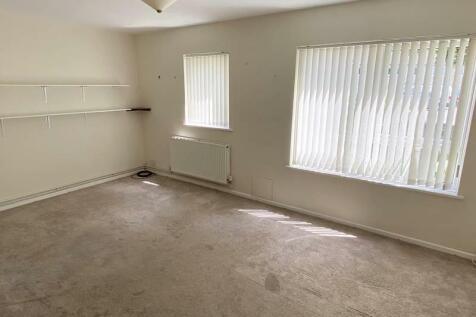 sitting room2.jpg