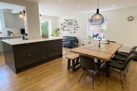 kitchen3.jpg