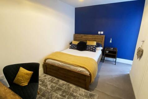 bed2.jpg