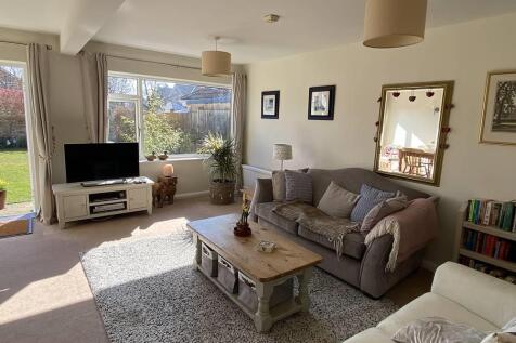 living room 2.jpg