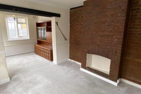 living room2.jpg