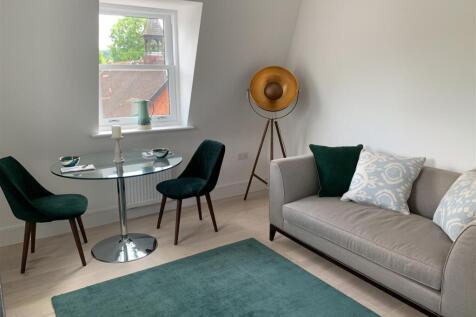 Flat 14 St Marks - Living Room.jpg